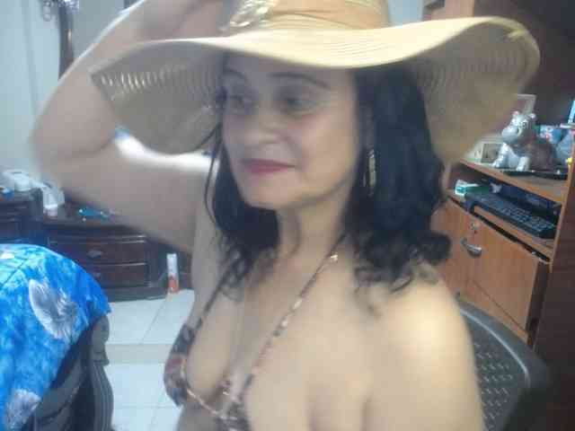 jazmin-mature webcam