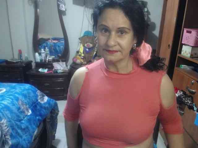 jazmin-mature webcam