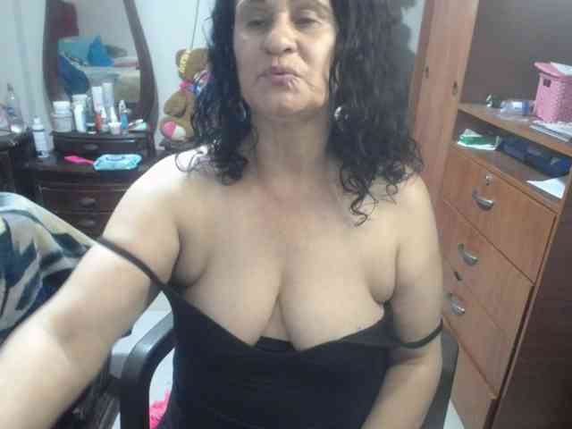 jazmin-mature webcam