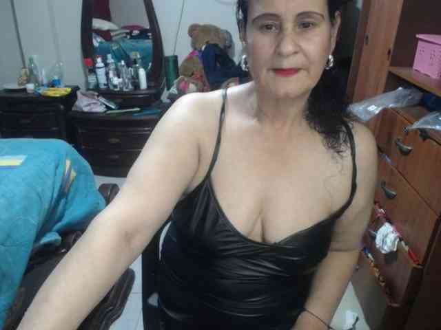 jazmin-mature jazmin-mature