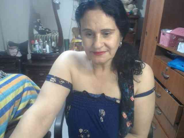 jazmin-mature webcam
