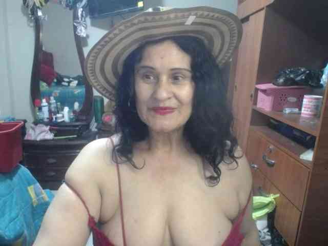 jazmin-mature webcam