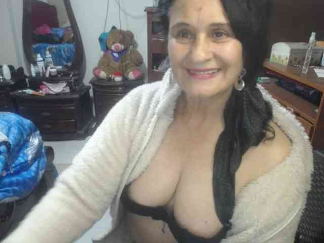 jazmin-mature webcam