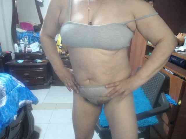 jazmin-mature webcam