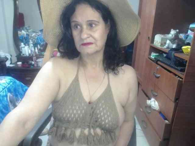 jazmin-mature webcam