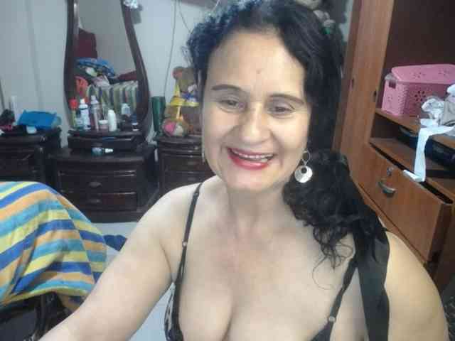 jazmin-mature webcam
