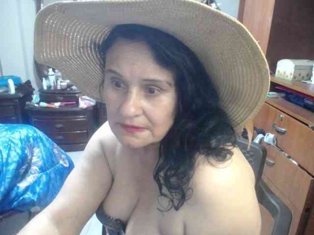 jazmin-mature webcam