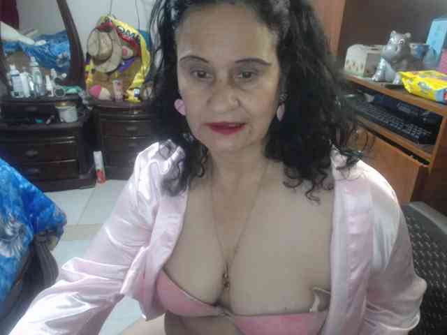 jazmin-mature webcam