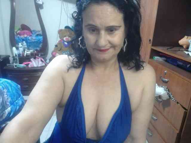 jazmin-mature webcam