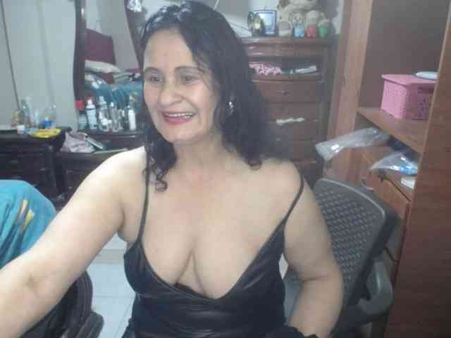 jazmin-mature jazmin-mature