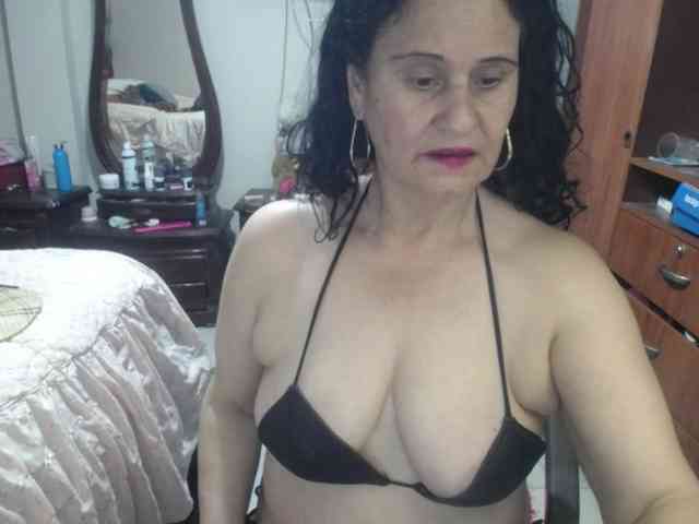 jazmin-mature webcam