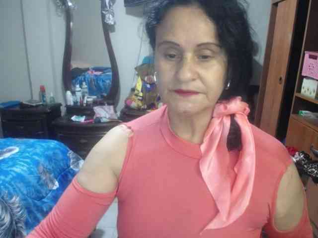 jazmin-mature webcam