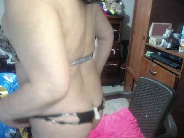 jazmin-mature webcam