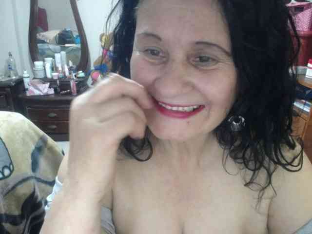 jazmin-mature webcam