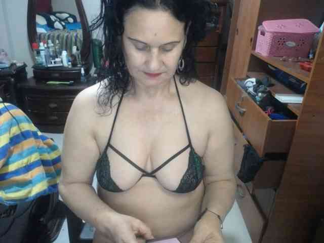 jazmin-mature webcam