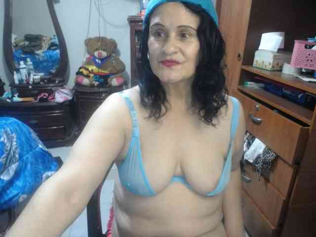 jazmin-mature webcam