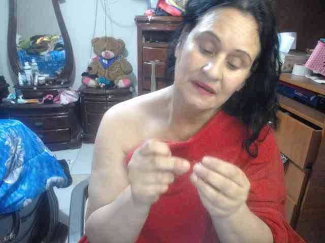 jazmin-mature webcam
