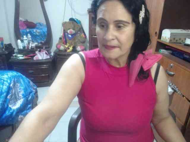 jazmin-mature webcam