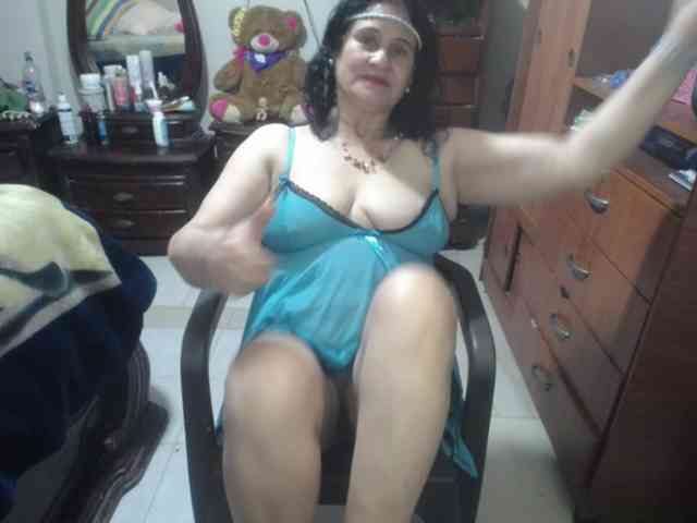 jazmin-mature webcam