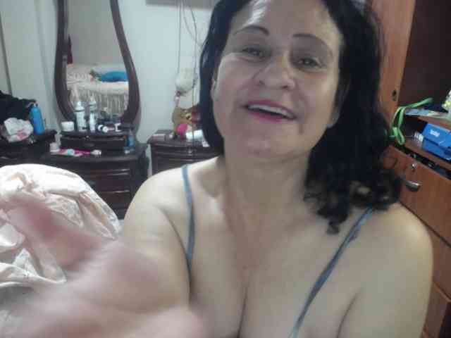 jazmin-mature webcam