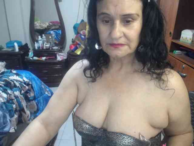 jazmin-mature webcam