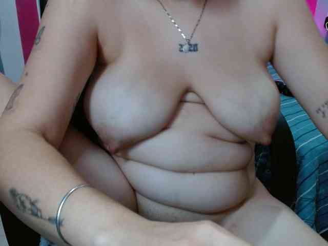 Karoline-lov3 webcam