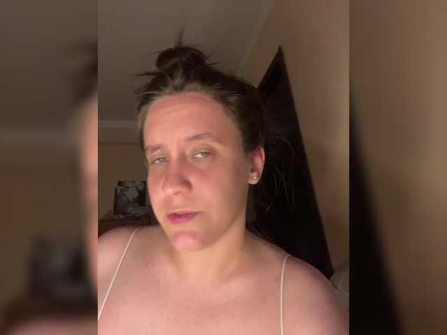 Bunnyb live webcam show