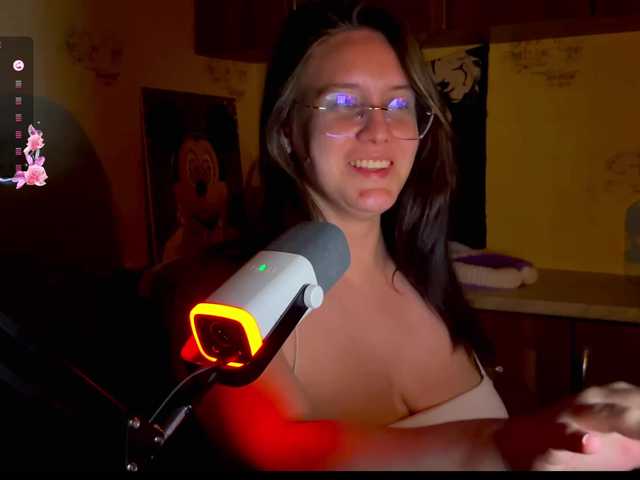 Bunnyb live cam on BongaCams