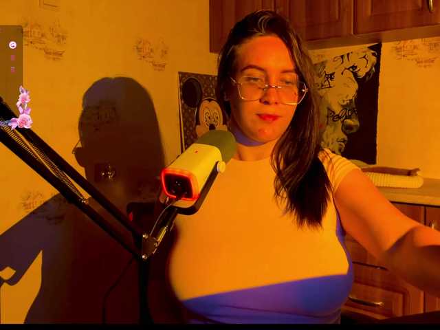 Bunnyb live cam on BongaCams