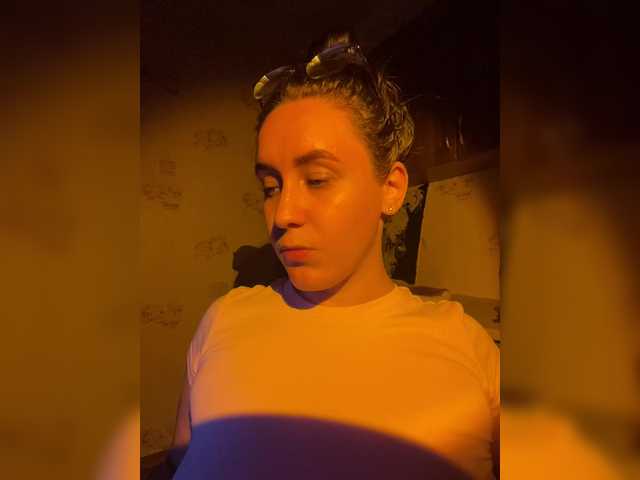 Bunnyb live cam on BongaCams