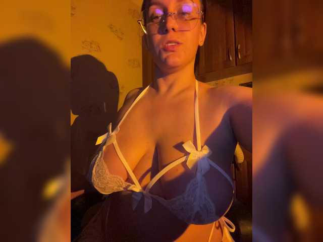 Bunnyb live cam on BongaCams