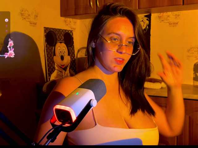 Bunnyb live cam on BongaCams