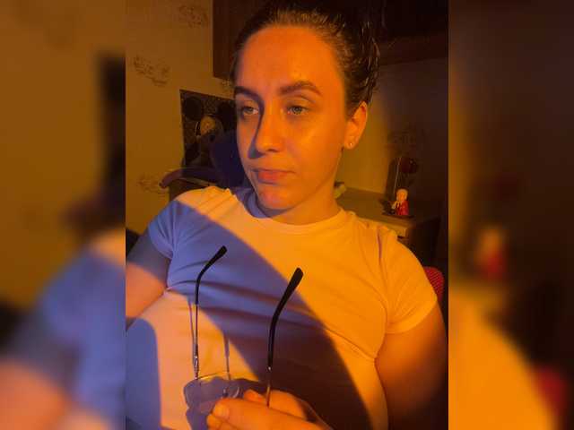 Bunnyb live cam on BongaCams