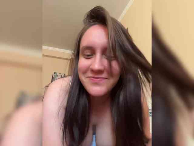 Limonchikkk webcam