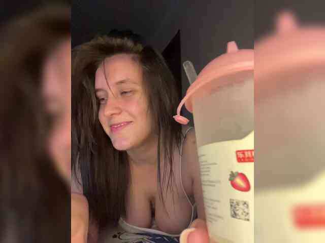 Limonchikkk webcam
