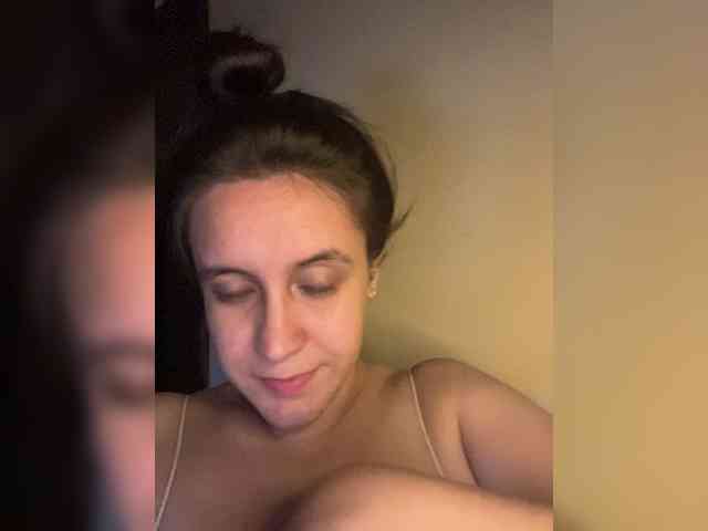 Limonchikkk webcam
