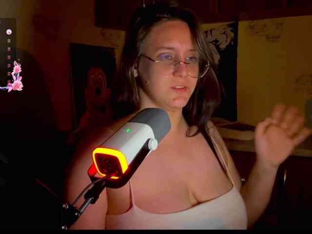 Limonchikkk webcam