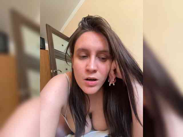 Limonchikkk webcam