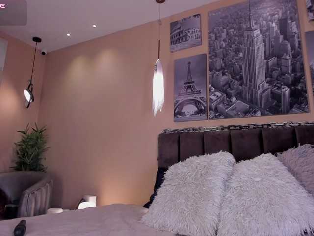 Kloe-S live cam on BongaCams