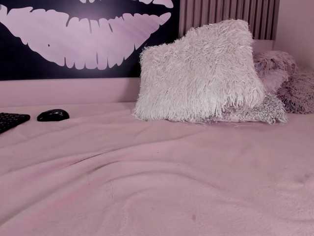 Kloe-S live cam on BongaCams