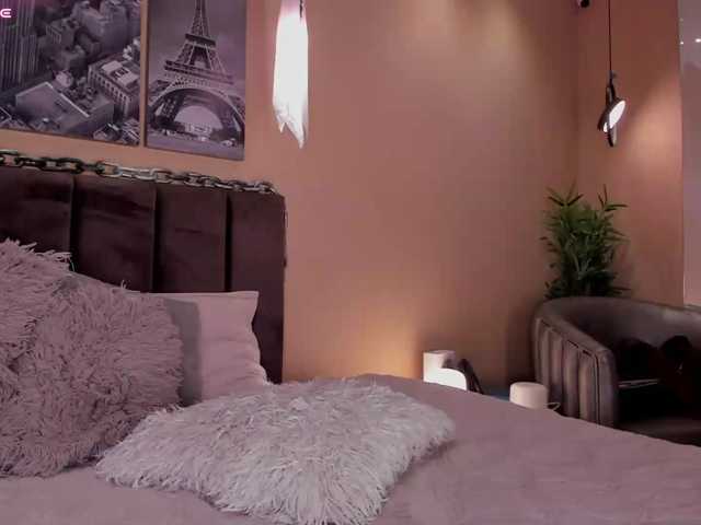 Kloe-S live cam on BongaCams