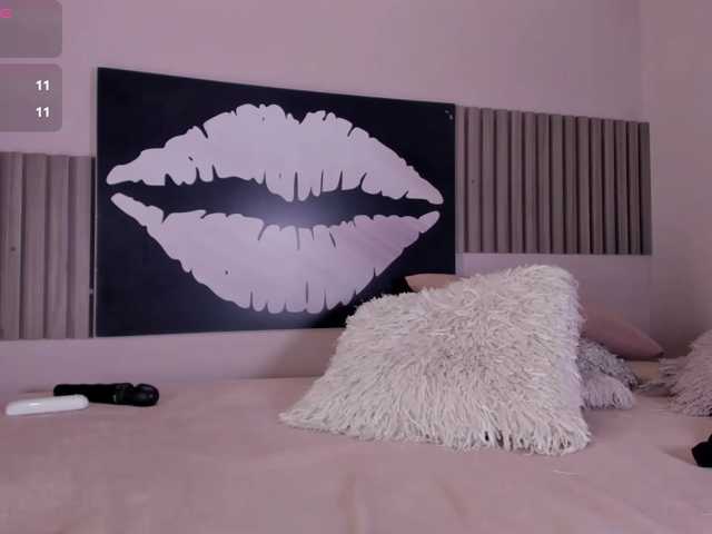 Kloe-S live cam on BongaCams