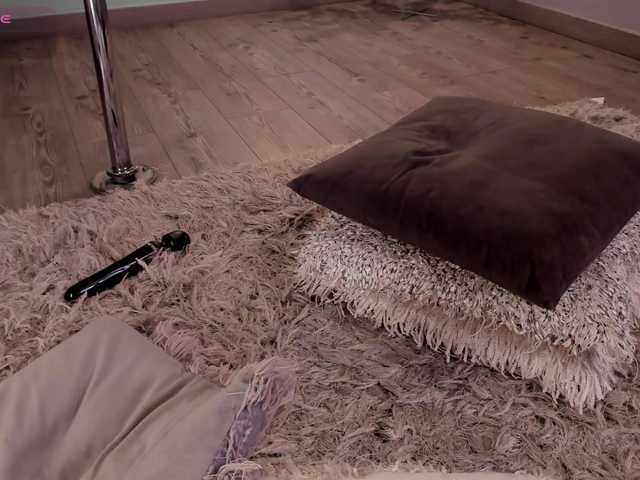 Kloe-S live cam on BongaCams