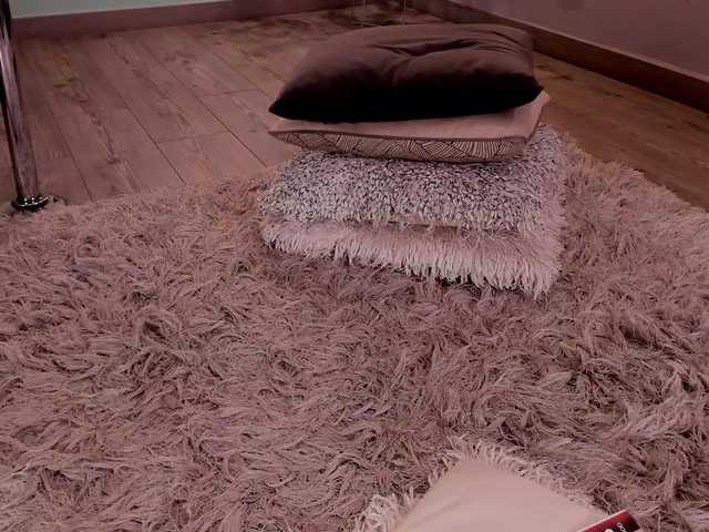 Kloe-S live cam on BongaCams