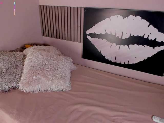 Kloe-S live cam on BongaCams