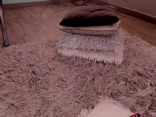 Kloe-S live cam on BongaCams