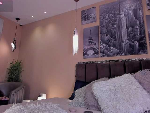 Kloe-S live cam on BongaCams