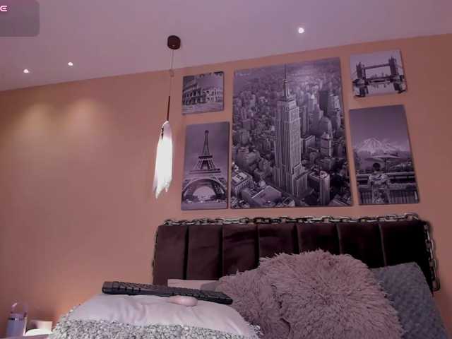 Kloe-S live cam on BongaCams