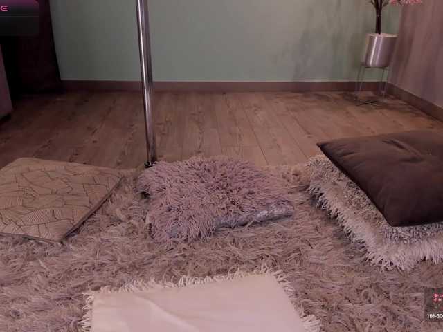 Kloe-S live cam on BongaCams