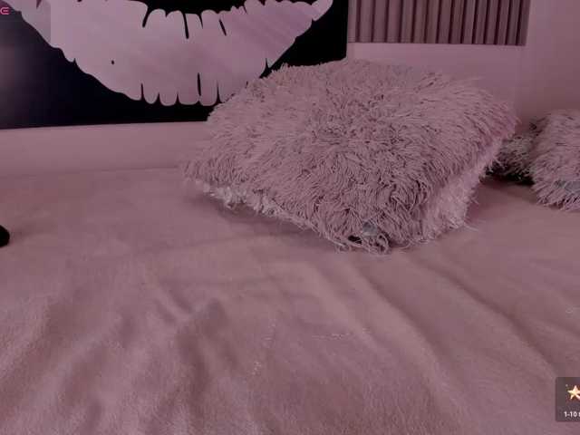 Kloe-S live cam on BongaCams